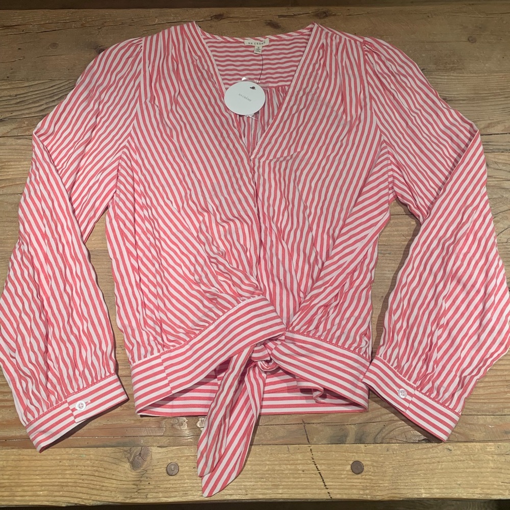 En Crème striped v-neck long sleeve blouse